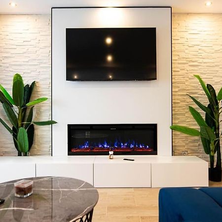 Ultra Central Luxury 3Br 2Bath Apt & Amazing Views Bukarest Exterior foto