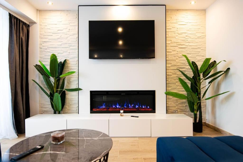Ultra Central Luxury 3Br 2Bath Apt & Amazing Views Bukarest Exterior foto